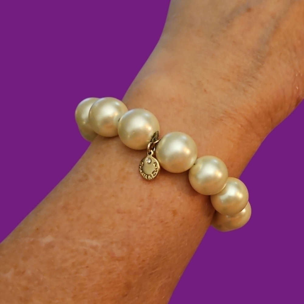 CHARTER CLUB White Chunky Glass Pearl Bridal Stretch Bracelet